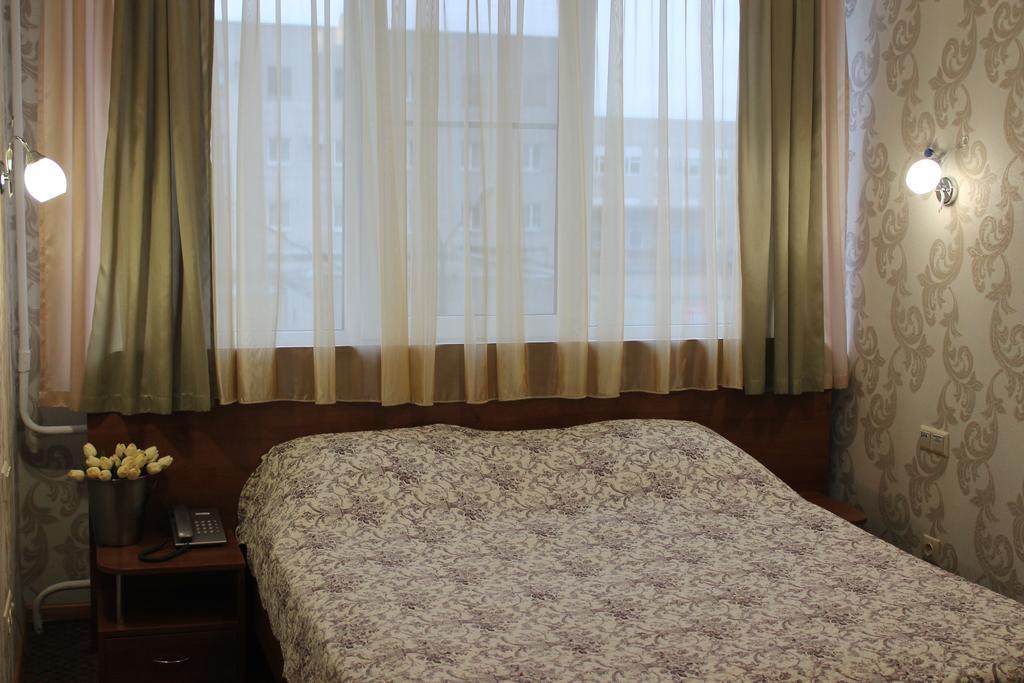 Paradise Hotel Gomel Pokoj fotografie